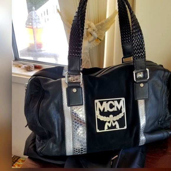Limited Edition  unisex  MCM snake duffle speedy bag - Picture 3 of 14